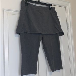 bcg Charcoal Skirted Capri Leggings